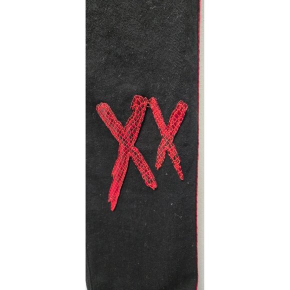 CULT of Individuality Designer Jeans Black Denim Red Snakeskin Distressed NWT - Picture 5 of 10